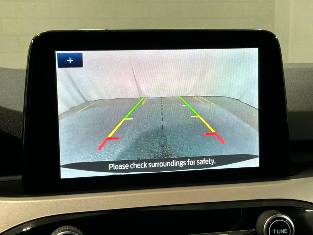 Used 2020 Ford Escape SE FWD image 16