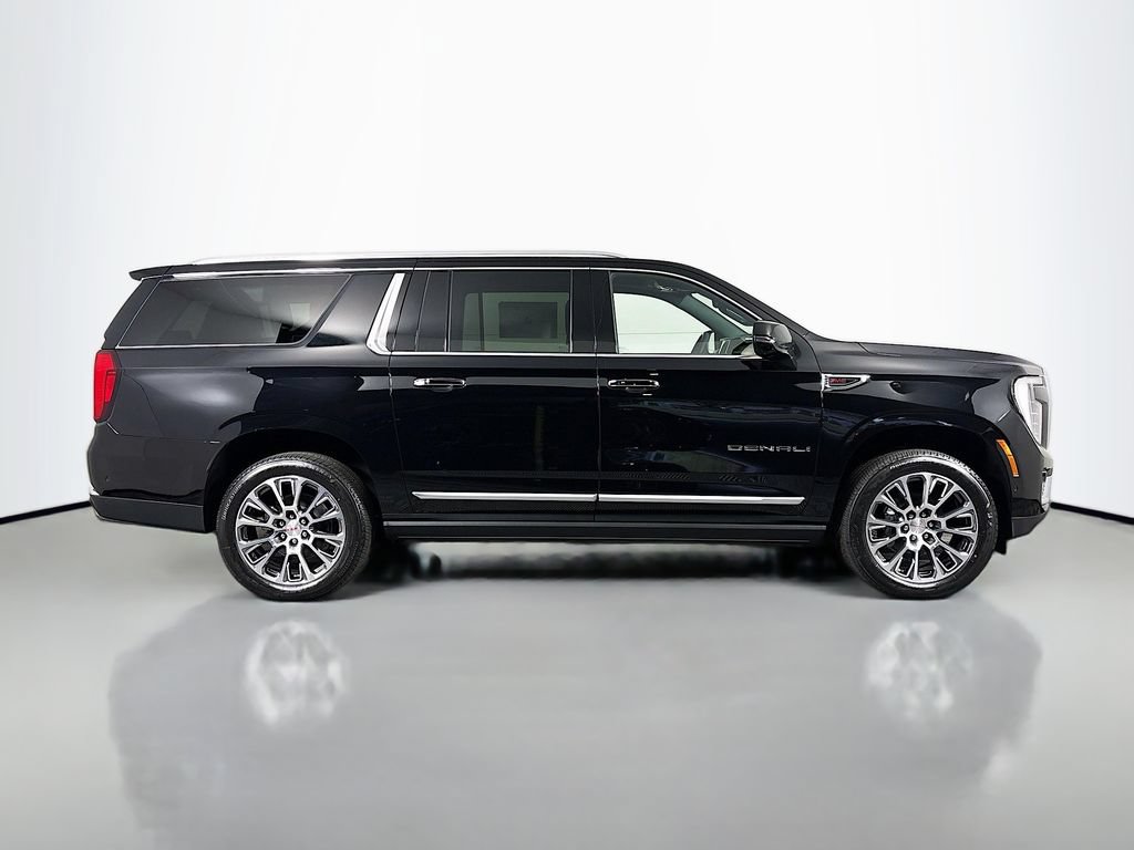 New 2026 GMC Yukon XL Denali w/ Denali Reserve Package AWD/4WD image 8