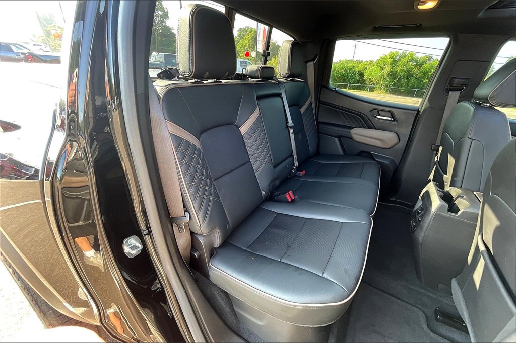 Used 2023 GMC Canyon Denali image 27
