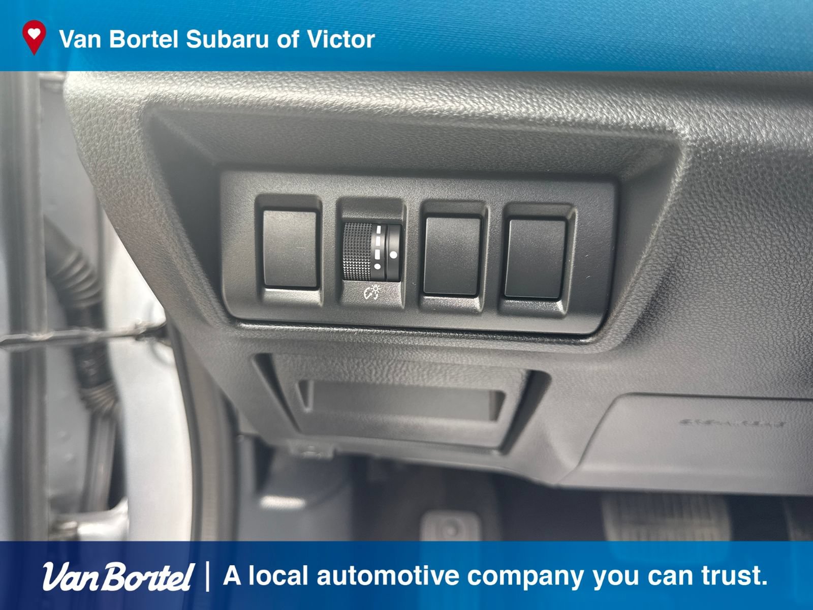 Certified 2025 Subaru Outback Premium AWD/4WD image 15