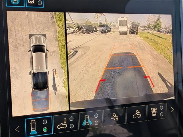 Used 2025 GMC Sierra EV Denali image 12