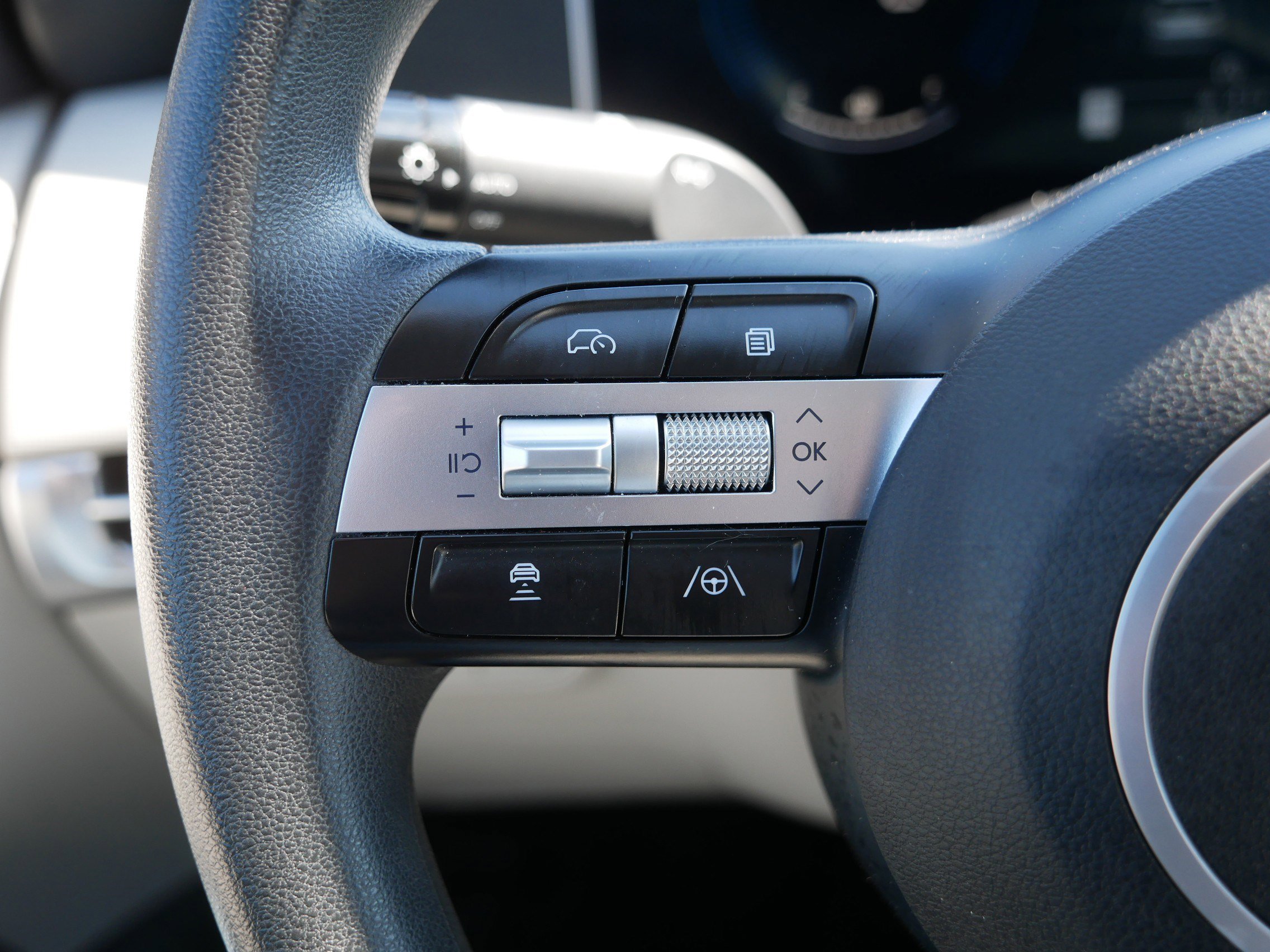 Certified 2025 Hyundai Tucson SEL image 31