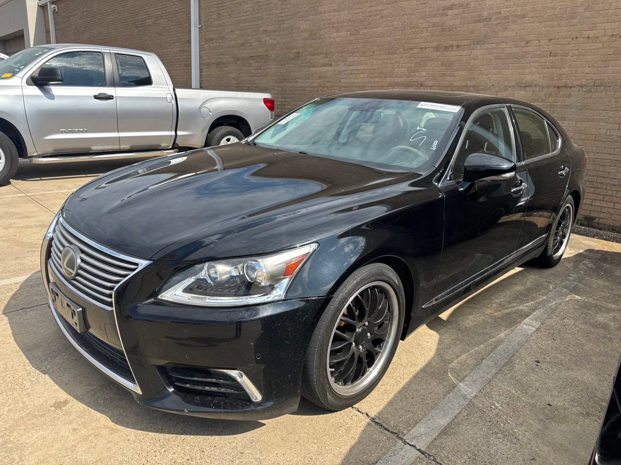Used 2015 Lexus LS 460 AWD w/ Comfort Package video 1