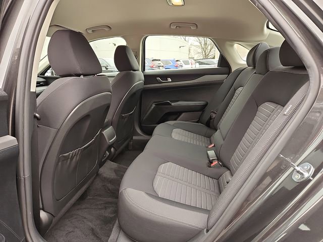 Used 2025 Kia K5 LXS image 10