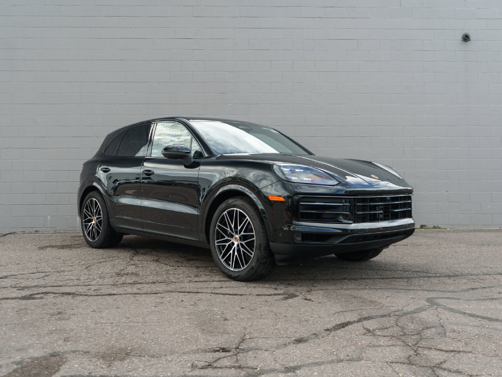 New 2026 Porsche Cayenne AWD/4WD image 9