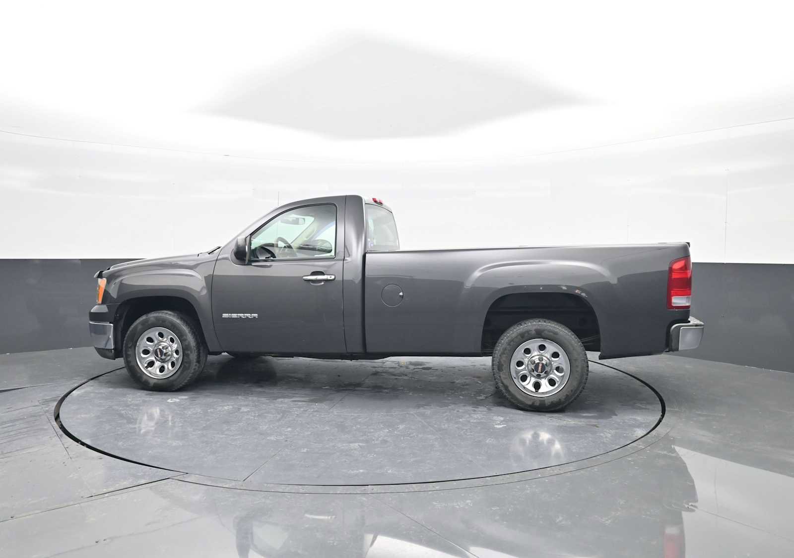 Used 2010 GMC Sierra 1500 W/T w/ Work Truck Plus Package image 5
