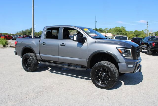 Used 2021 Nissan Titan PRO-4X w/ Pro-4x Convenience Package image 14