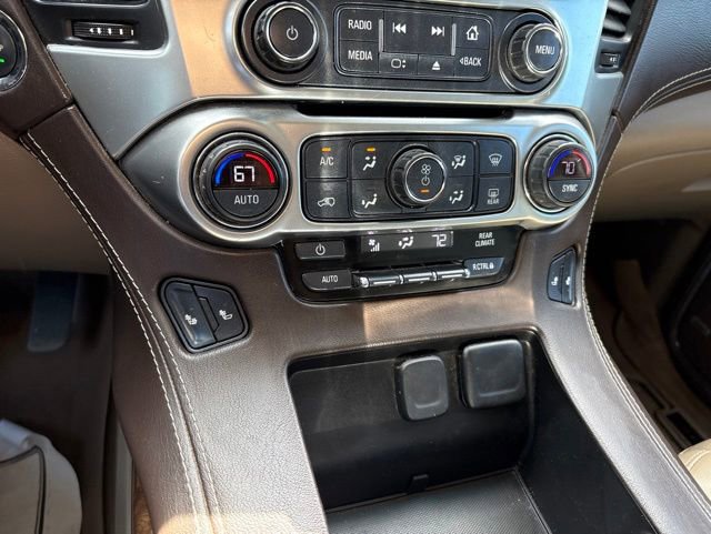 Used 2019 Chevrolet Suburban LT w/ Luxury Package AWD/4WD image 28