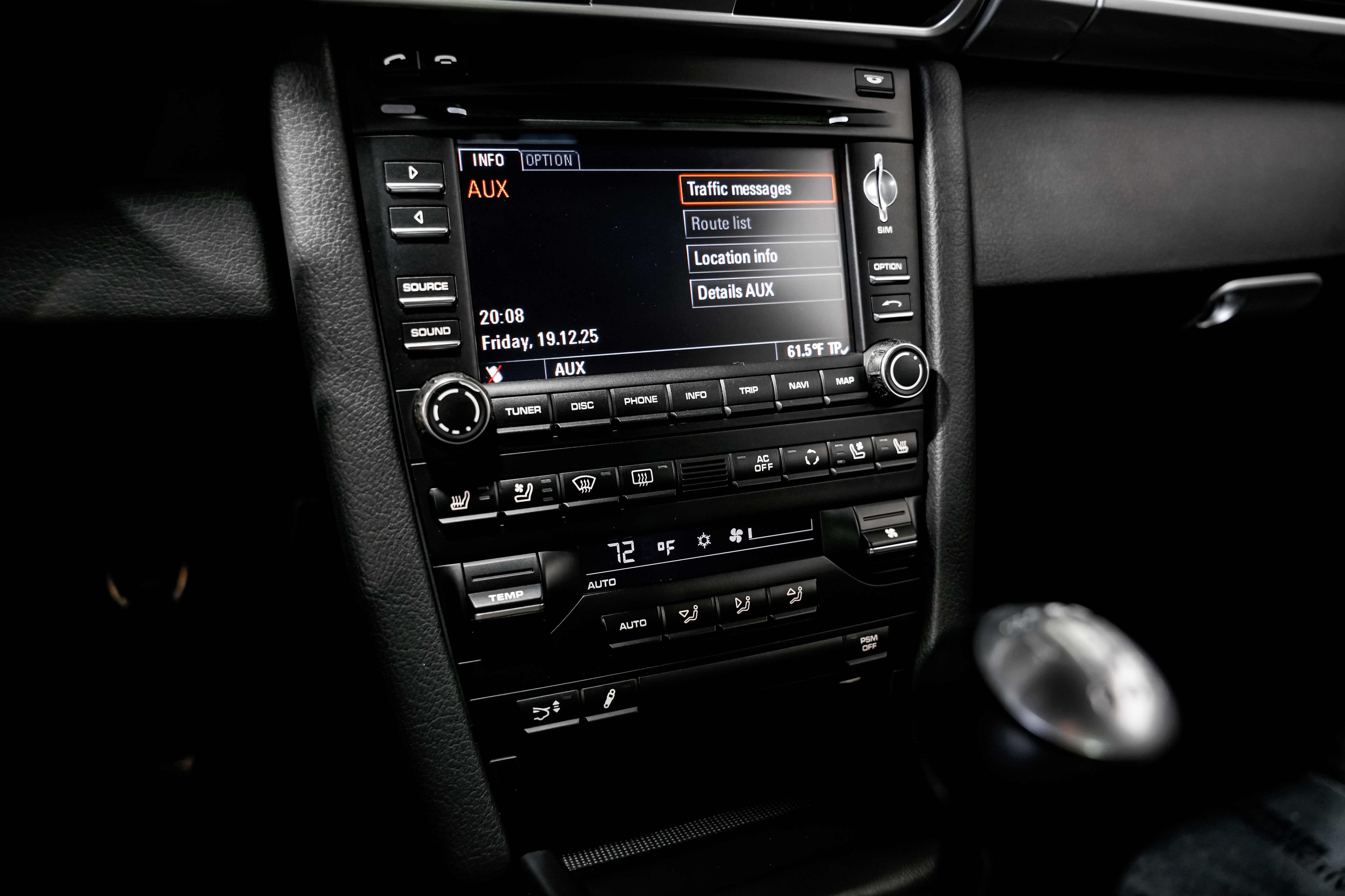 Used 2011 Porsche 911 Carrera S image 12