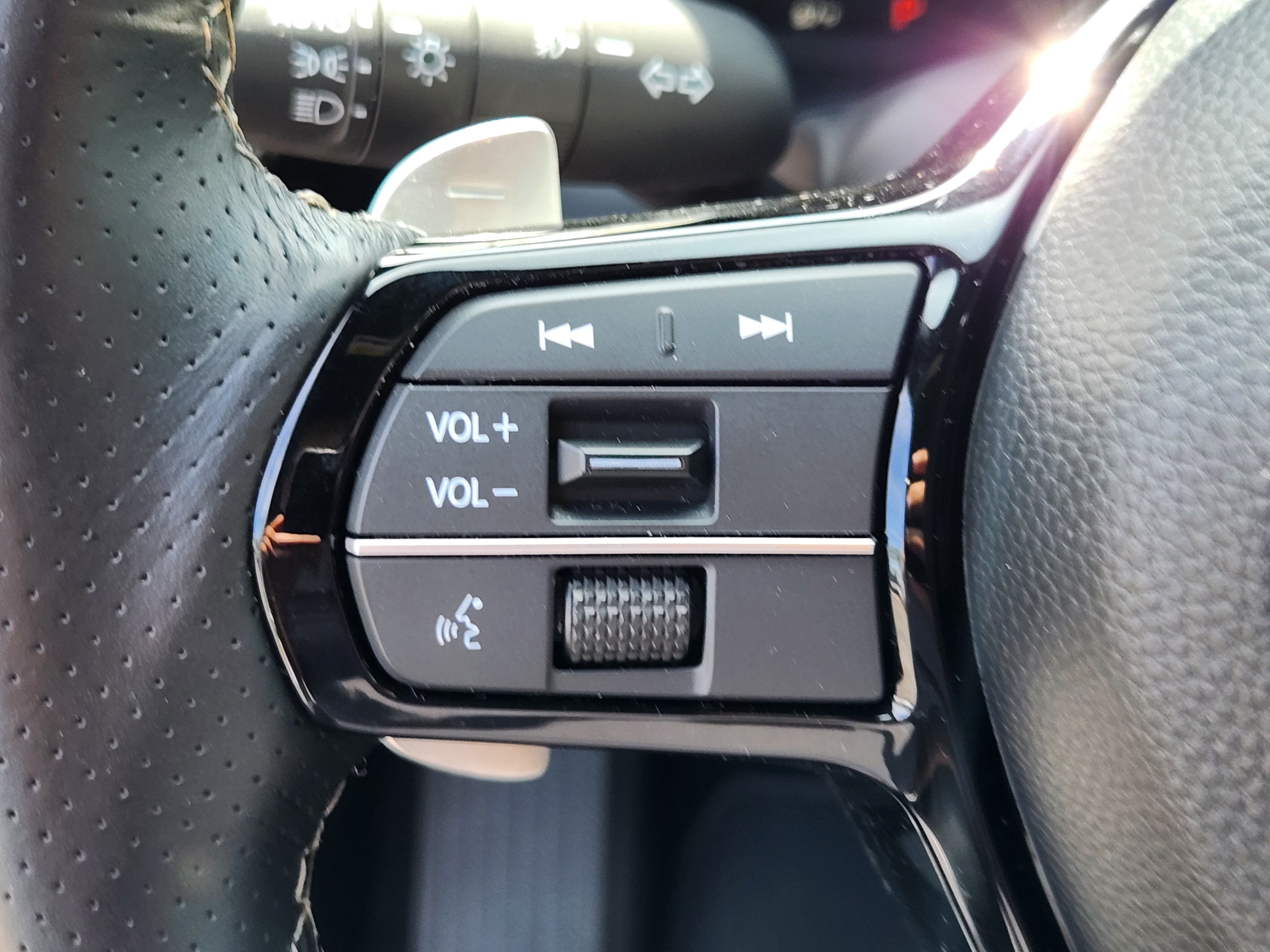 Certified 2025 Acura ADX A-Spec AWD/4WD image 23