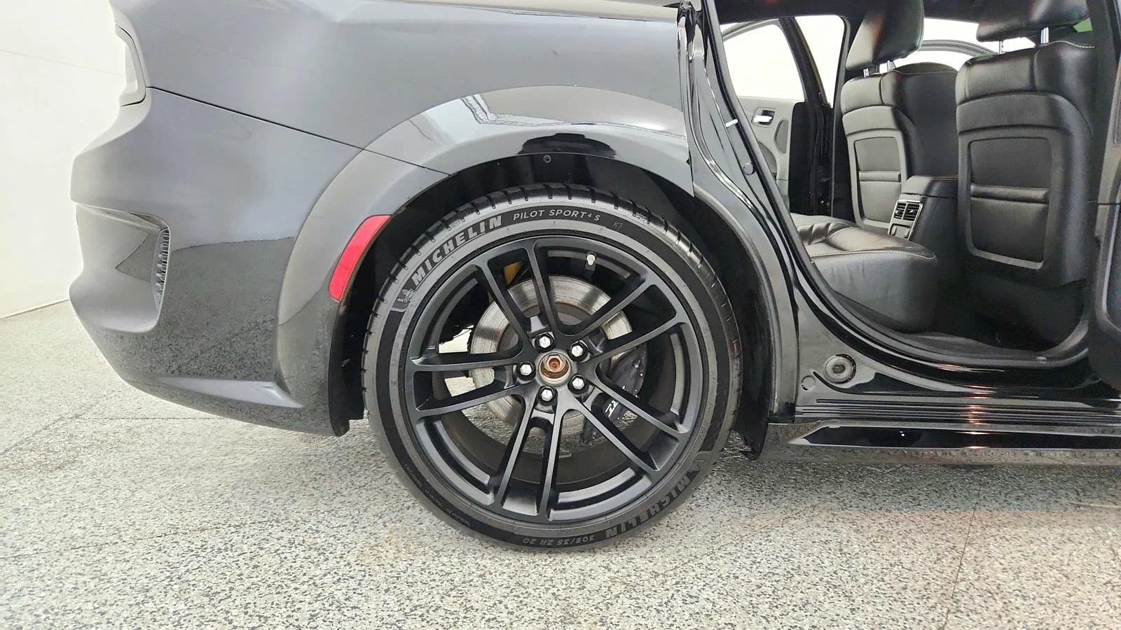 Used 2022 Dodge Charger SRT Hellcat w/ Harman/Kardon Audio Group RWD image 32