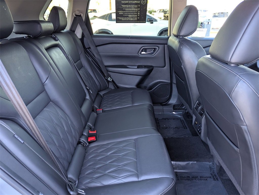 Certified 2025 Nissan Rogue Platinum w/ Platinum Premium Package image 18