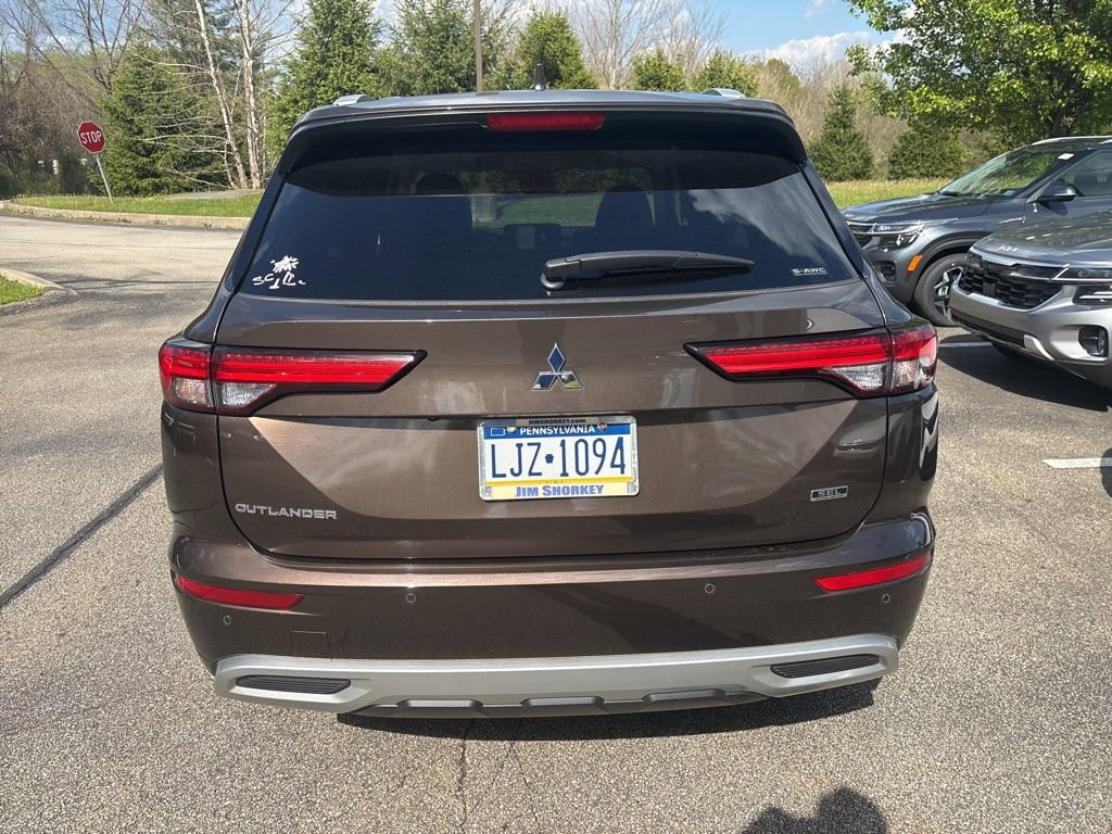 Used 2022 Mitsubishi Outlander SEL AWD/4WD image 6
