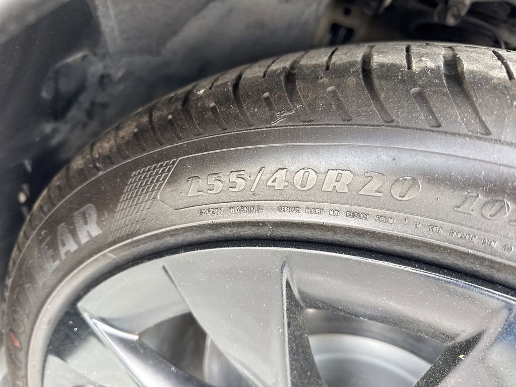 Used 2023 Tesla Model Y Long Range image 36