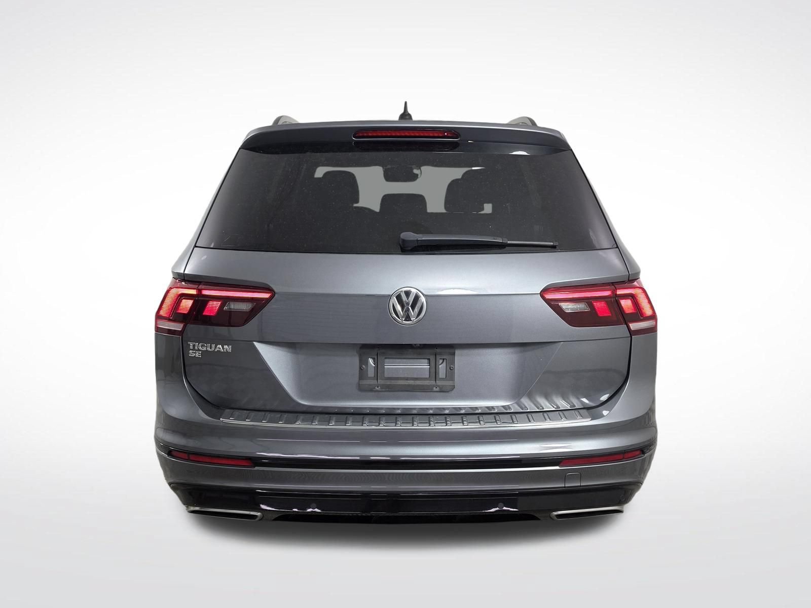 Used 2020 Volkswagen Tiguan SE R-Line FWD image 38