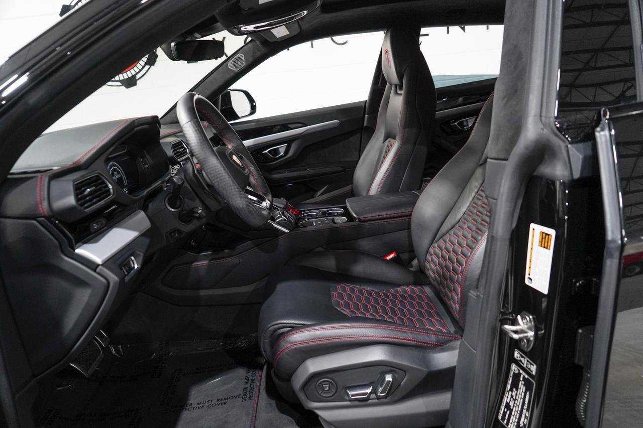 Used 2020 Lamborghini Urus image 21