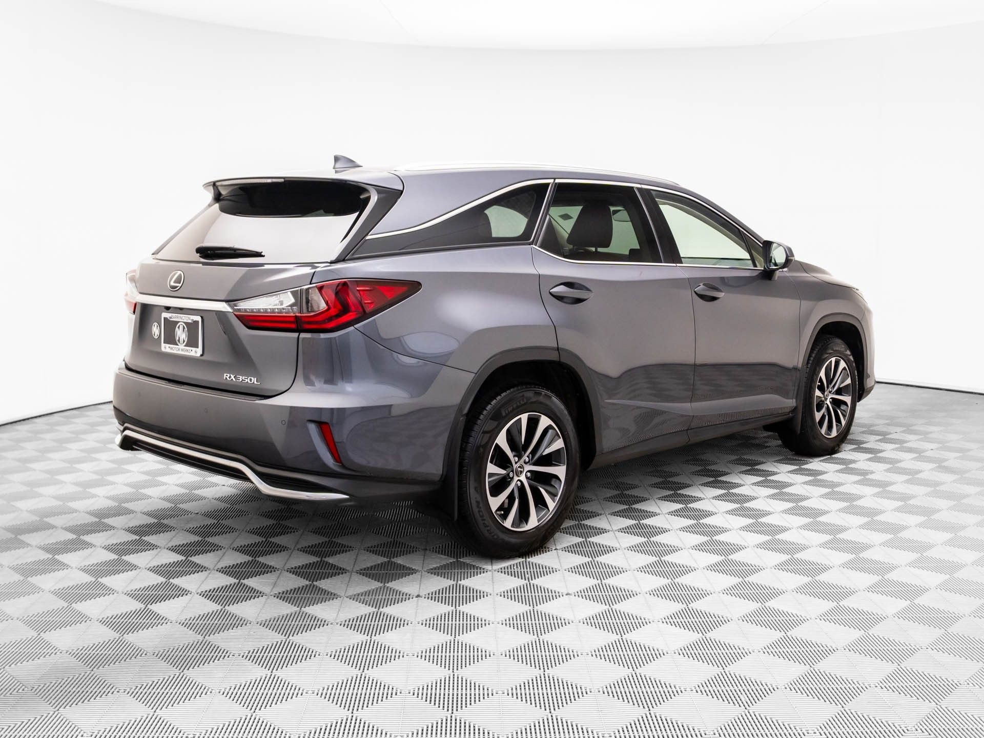 Used 2022 Lexus RX 350L Premium w/ Premium Package image 6
