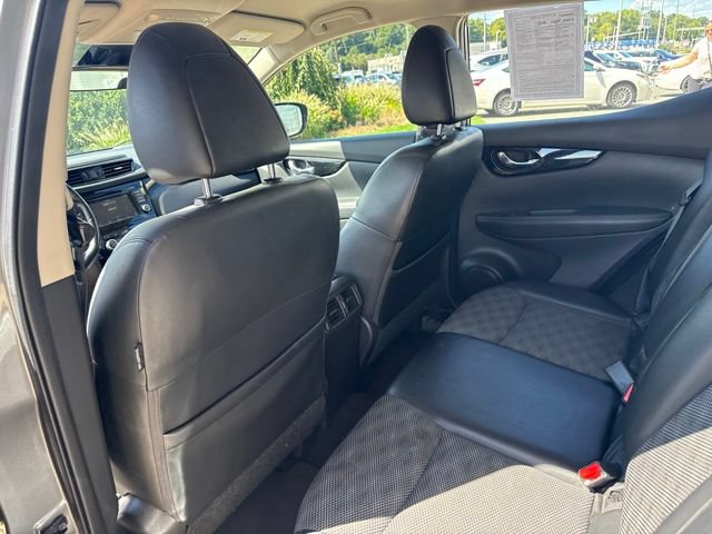 Used 2022 Nissan Rogue Sport SV w/ Technology Package AWD/4WD image 26