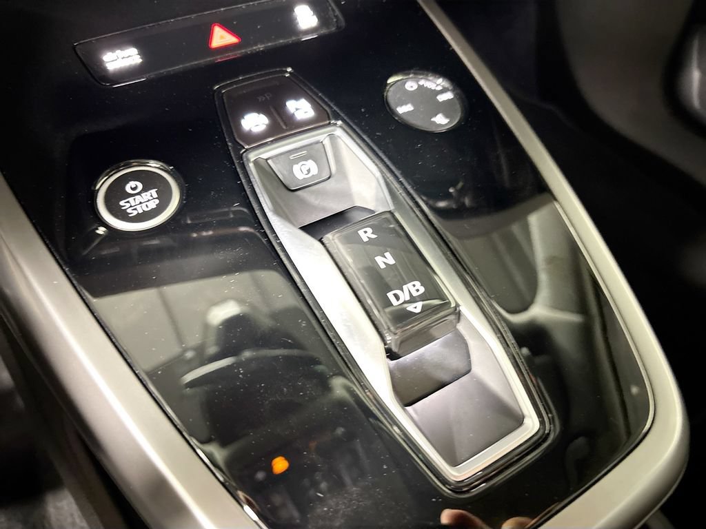 Used 2023 Audi Q4 e-tron Premium Plus w/ Premium Plus RWD image 18