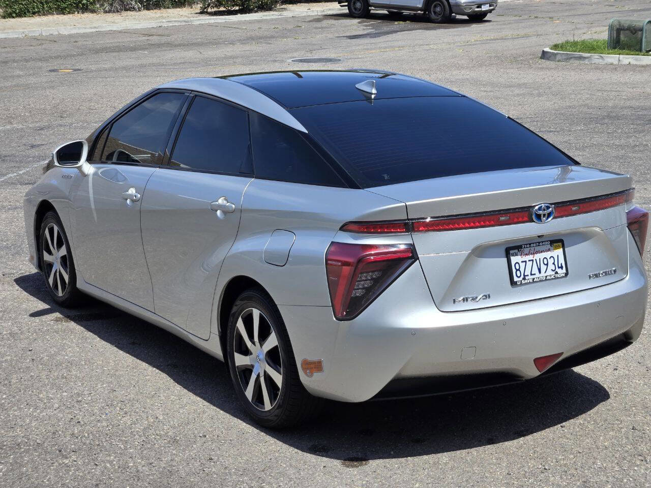 Used 2018 Toyota Mirai image 16