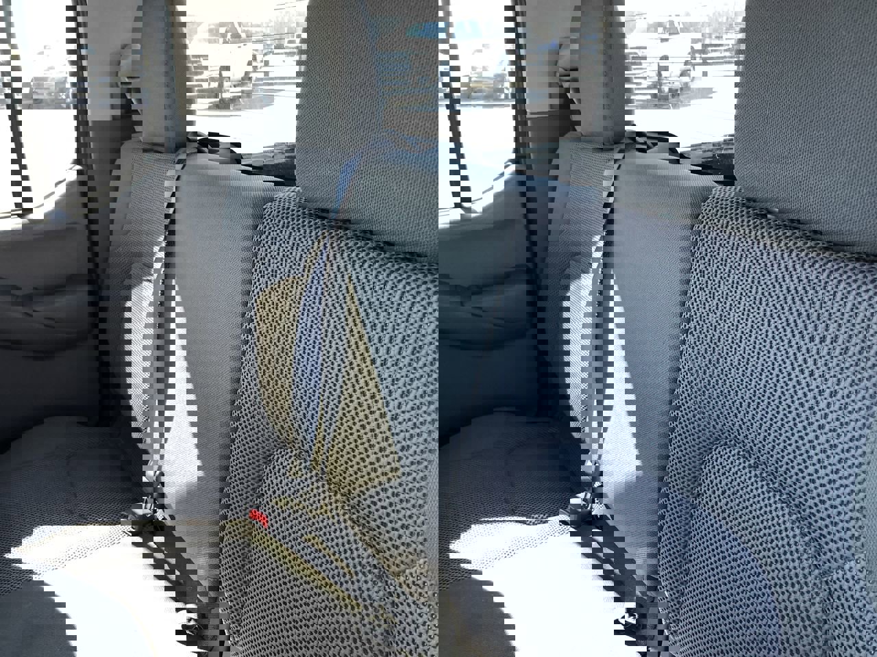 Used 2019 Nissan Frontier S image 11