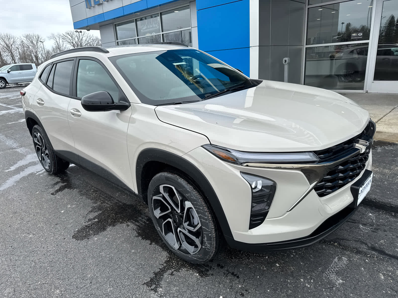New 2026 Chevrolet Trax RS FWD image 1
