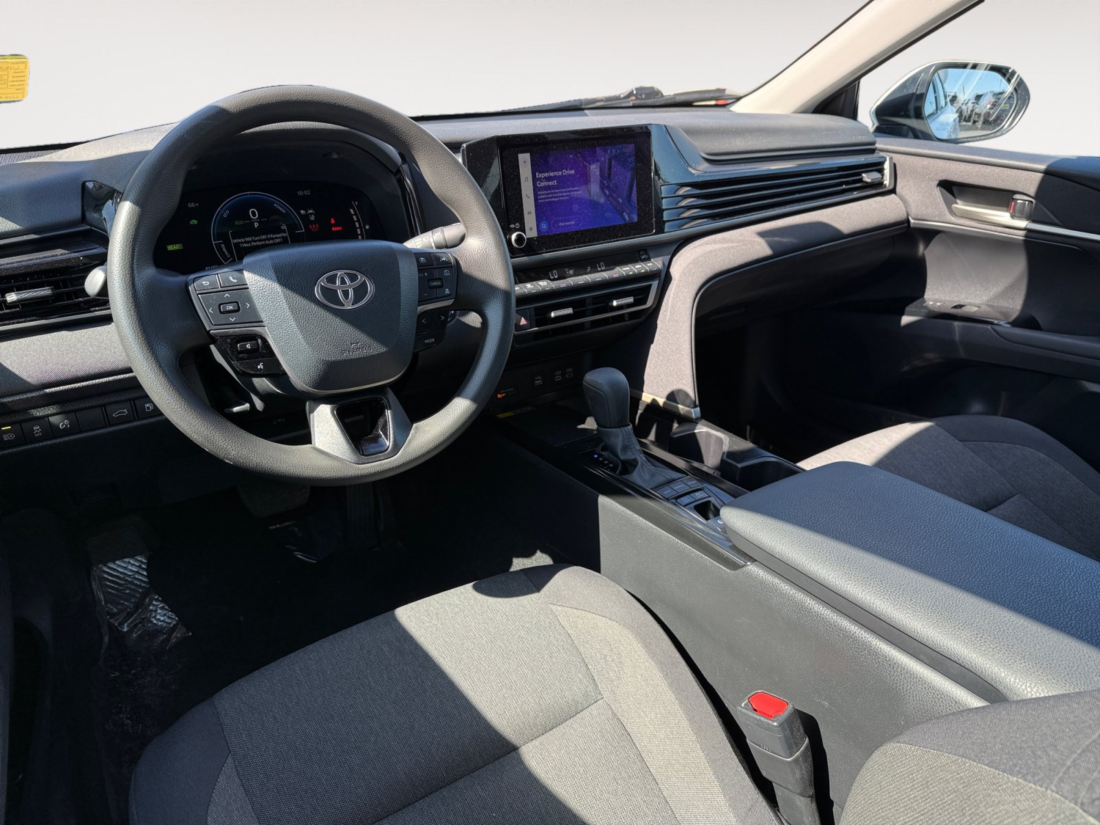 Used 2025 Toyota Camry LE FWD image 15