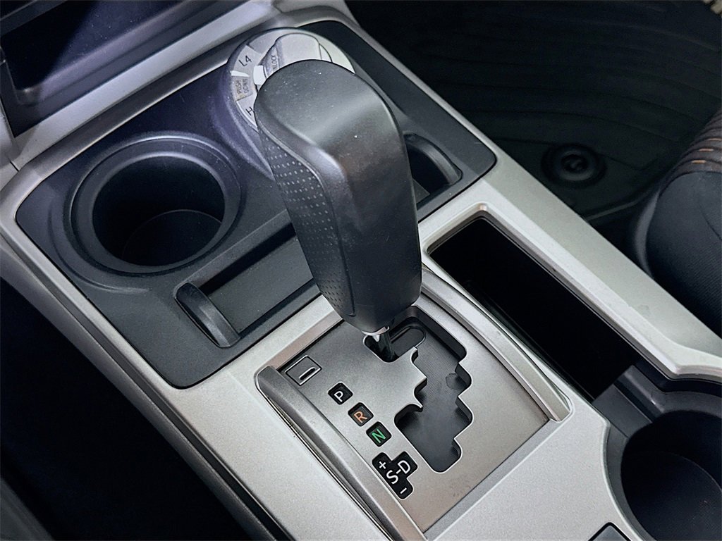 Used 2013 Toyota 4Runner SR5 image 29