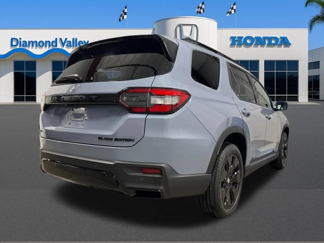 New 2026 Honda Pilot Black Edition image 3
