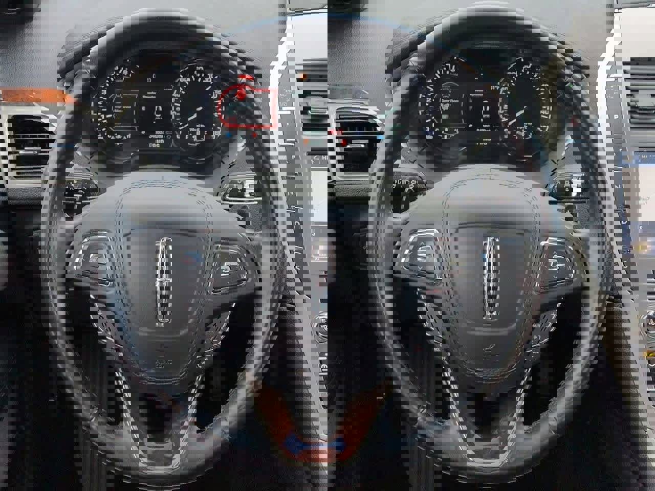 Used 2020 Lincoln MKZ Reserve w/ Luxury Package image 24