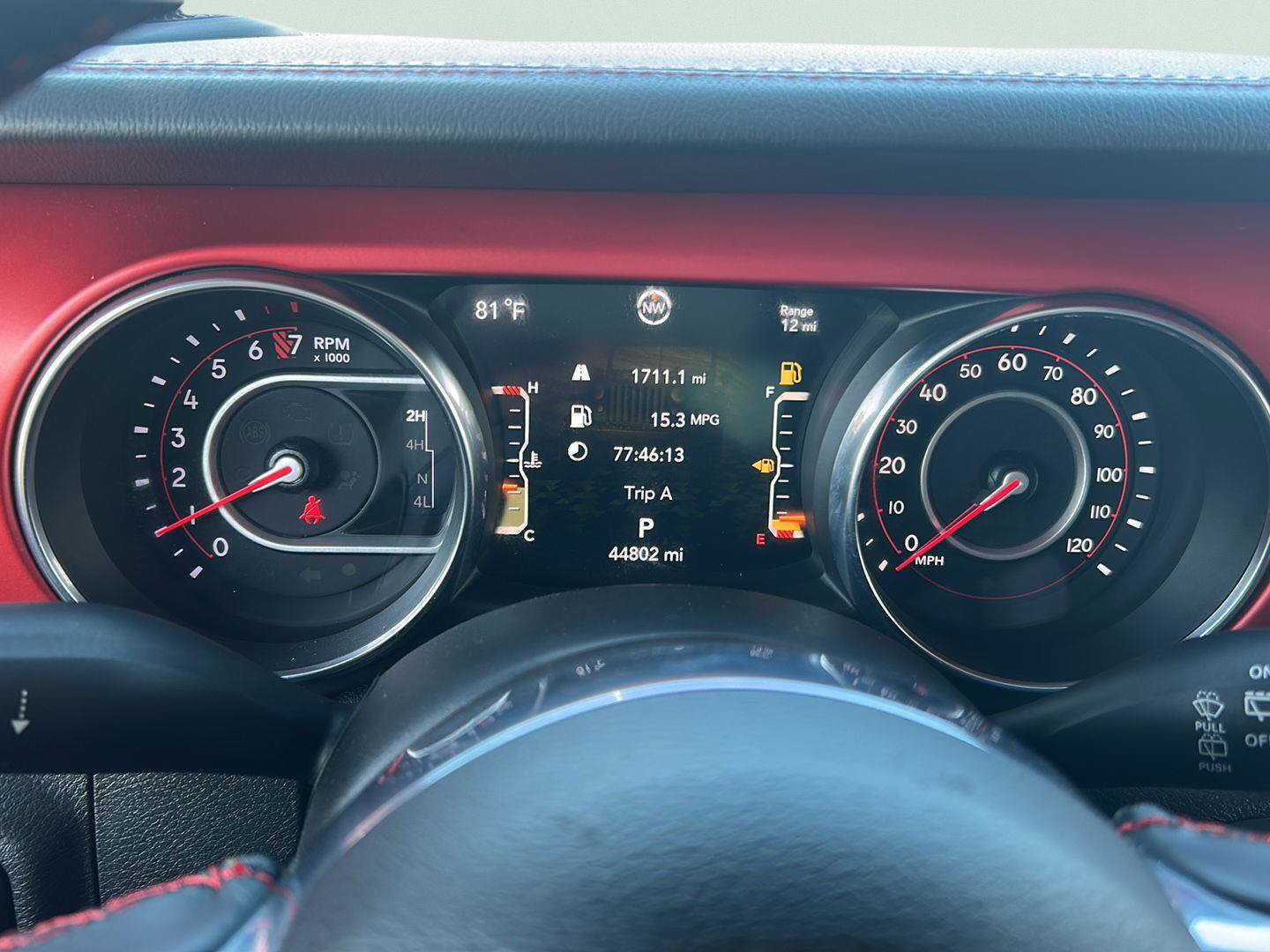 Used 2018 Jeep Wrangler Rubicon AWD/4WD image 12