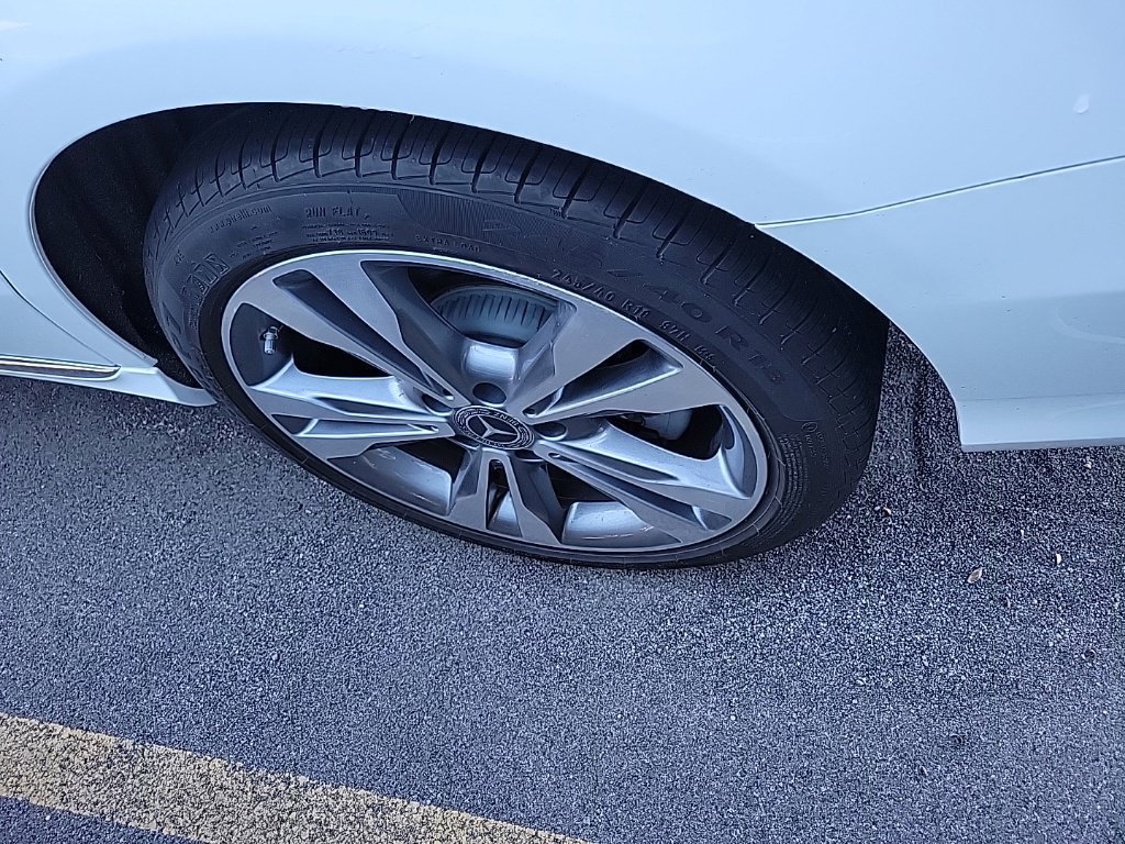 Used 2018 Mercedes-Benz C 300 4MATIC Sedan image 5