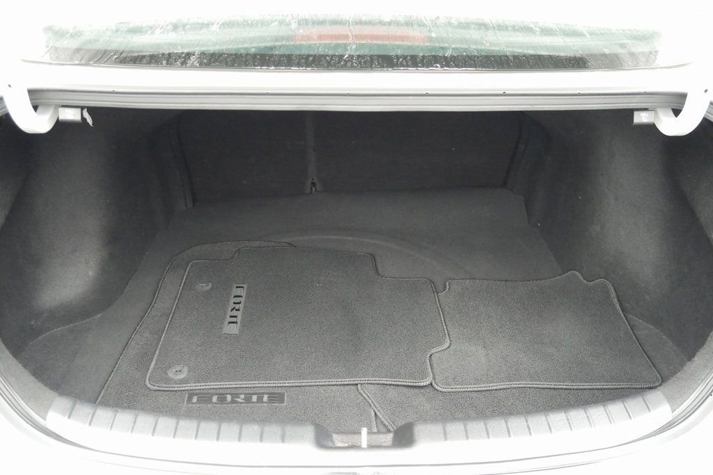 Used 2023 Kia Forte LXS image 25