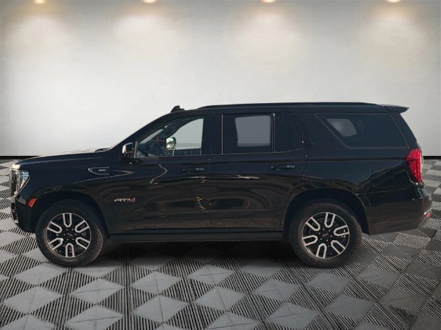 Used 2023 GMC Yukon AT4 w/ AT4 Premium Plus Package AWD/4WD image 9