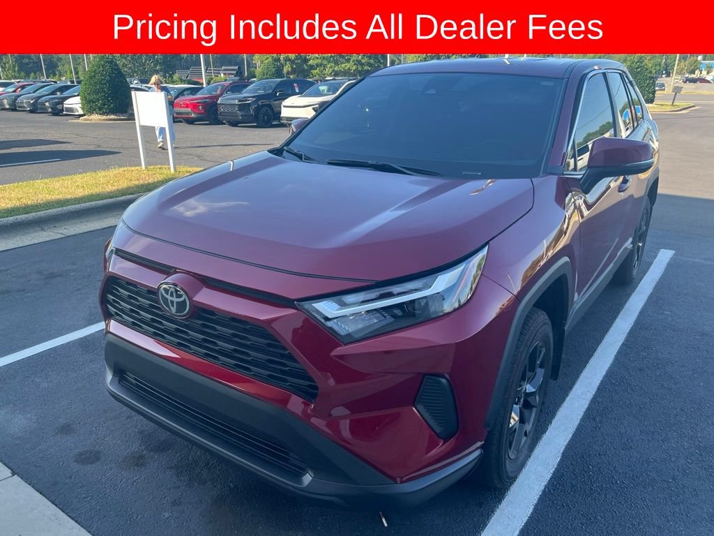 Used 2025 Toyota RAV4 LE FWD image 3