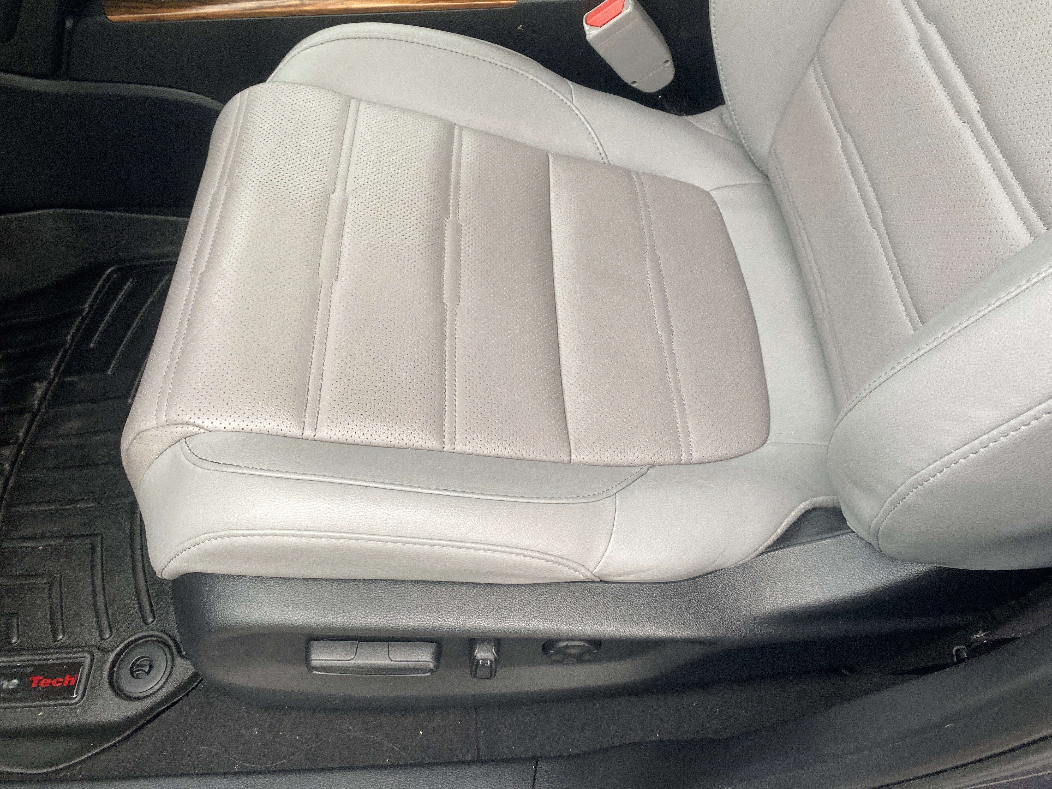 Used 2020 Honda CR-V Touring image 15