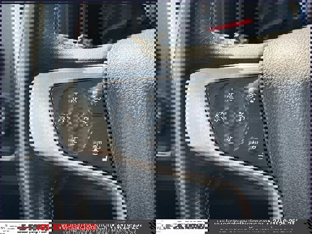 Used 2018 GMC Sierra 1500 SLT AWD/4WD image 24