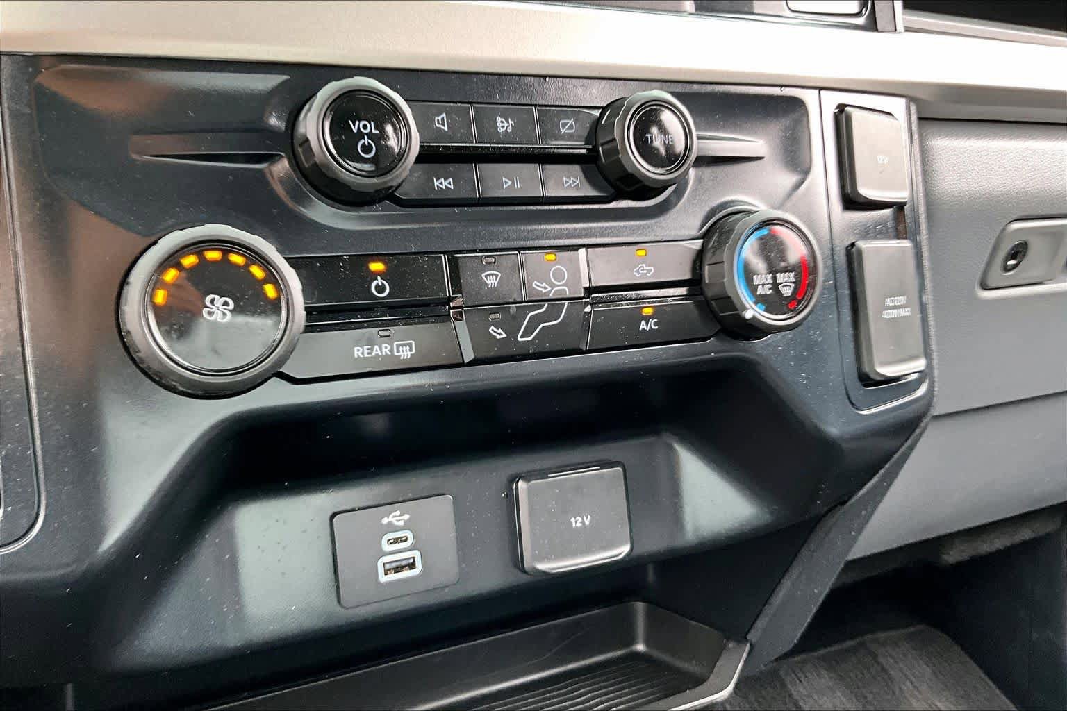 Used 2024 Ford F250 XL w/ STX Appearance Package AWD/4WD image 31