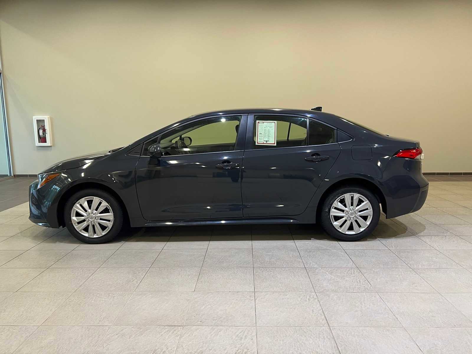 Certified 2024 Toyota Corolla LE image 3