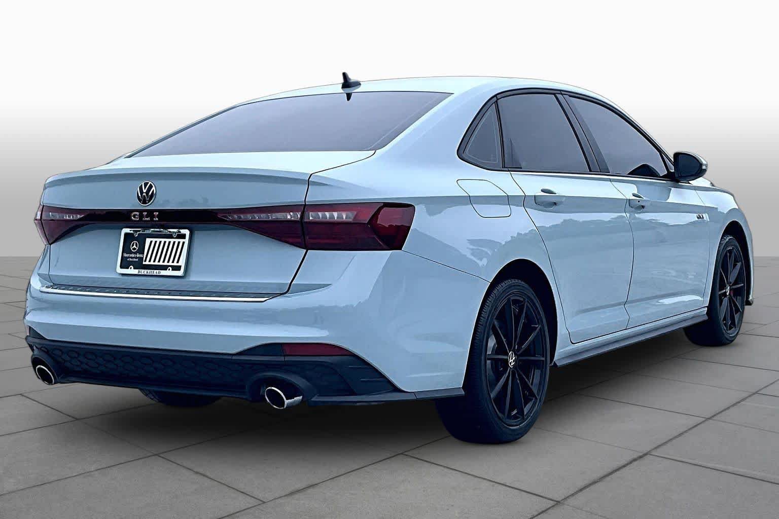 Used 2025 Volkswagen Jetta GLI Autobahn FWD image 12