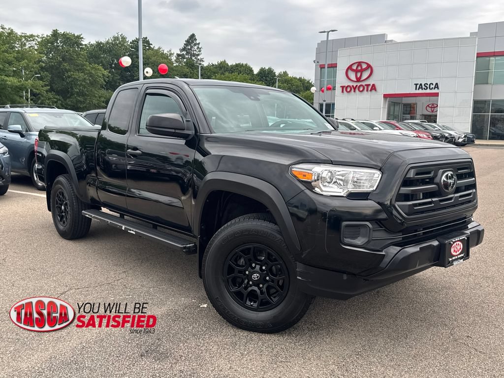 Used 2019 Toyota Tacoma SR w/ SX Package AWD/4WD image 1