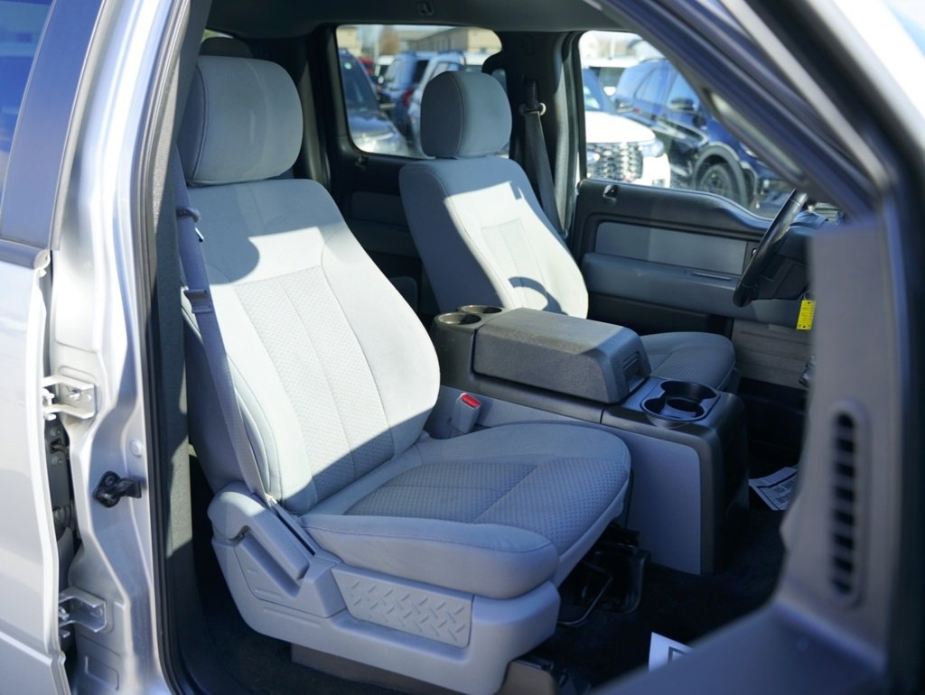 Used 2012 Ford F150 XLT w/ XLT Chrome Pkg image 19