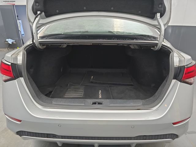 Used 2020 Nissan Sentra SV image 40