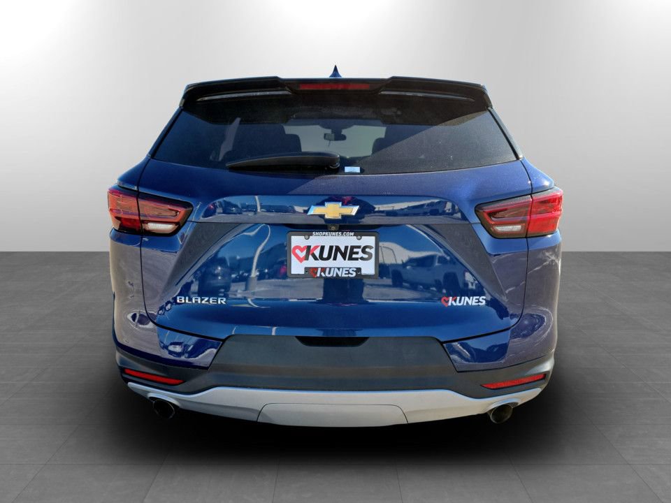 Used 2023 Chevrolet Blazer LT image 7