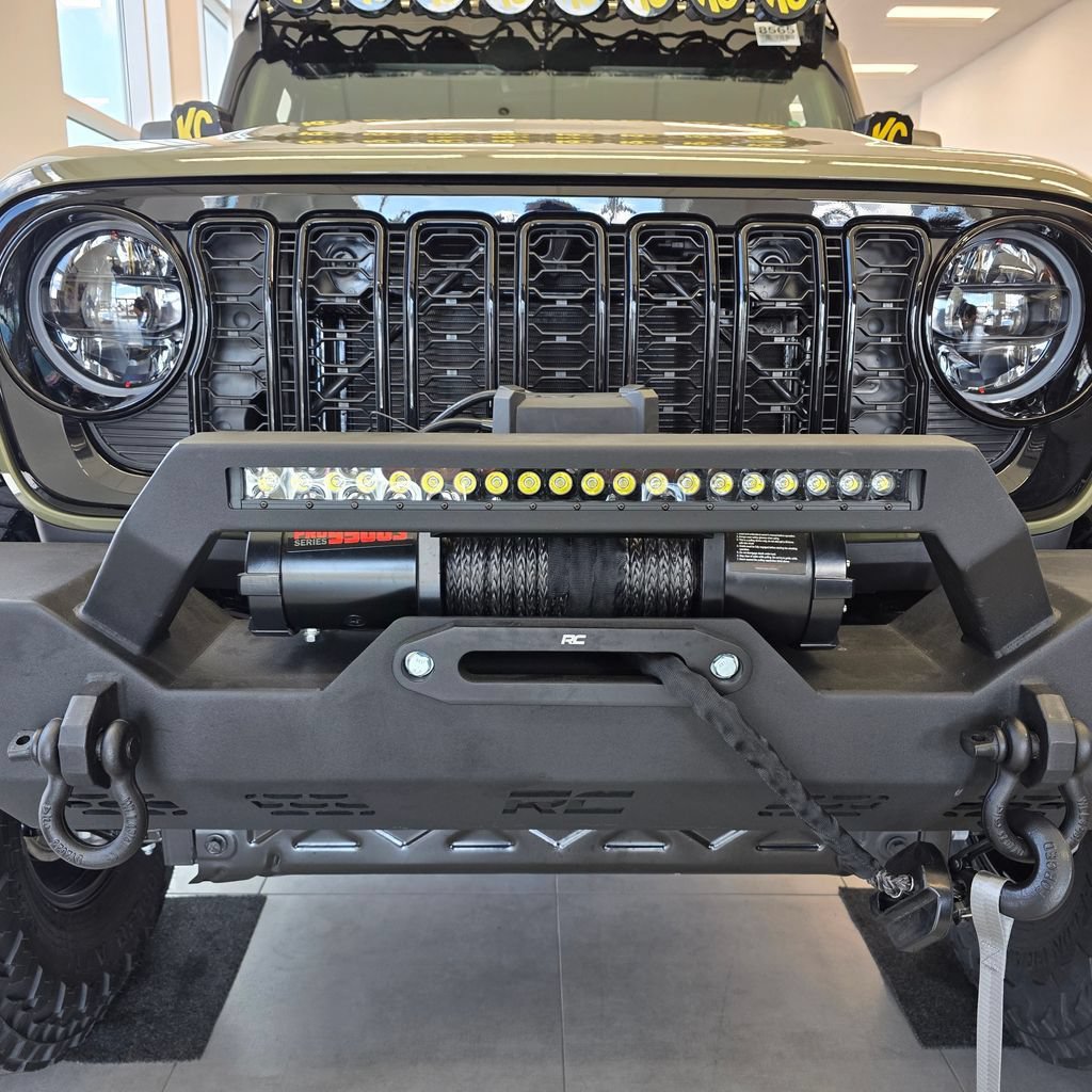 New 2026 Jeep Gladiator Sport AWD/4WD image 11