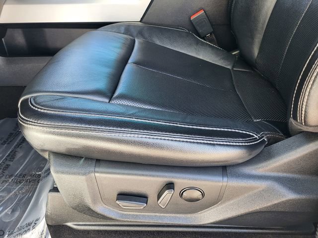 Used 2020 Ford F150 Lariat image 17