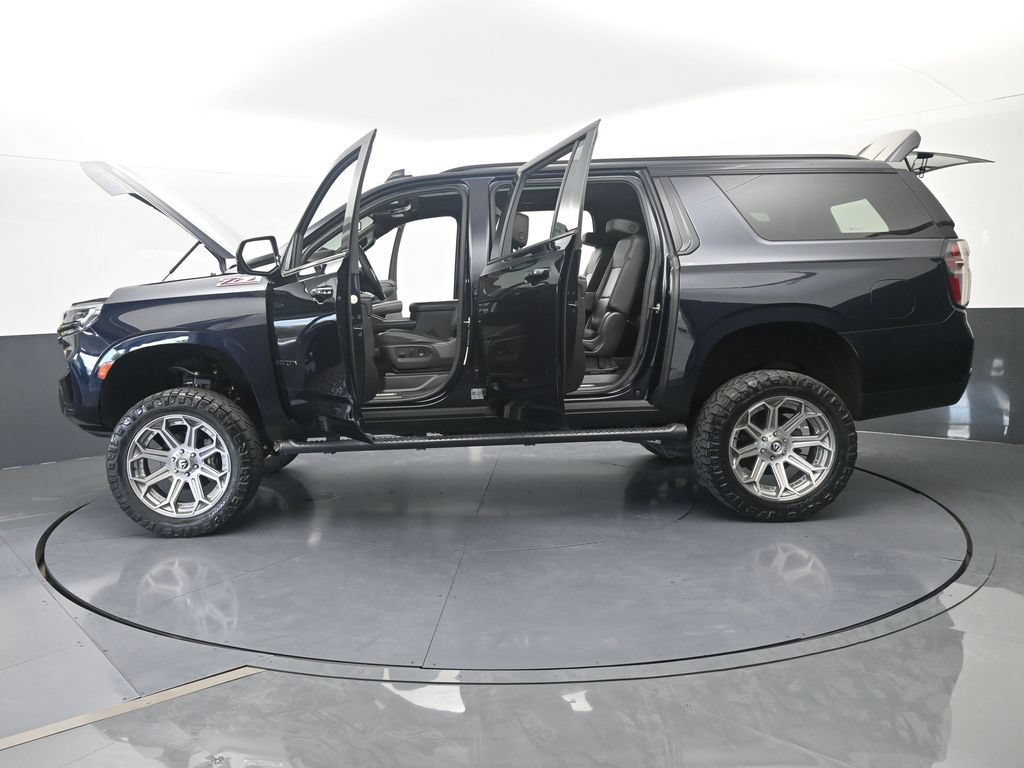 Used 2022 Chevrolet Suburban Z71 w/ Luxury Package AWD/4WD image 88