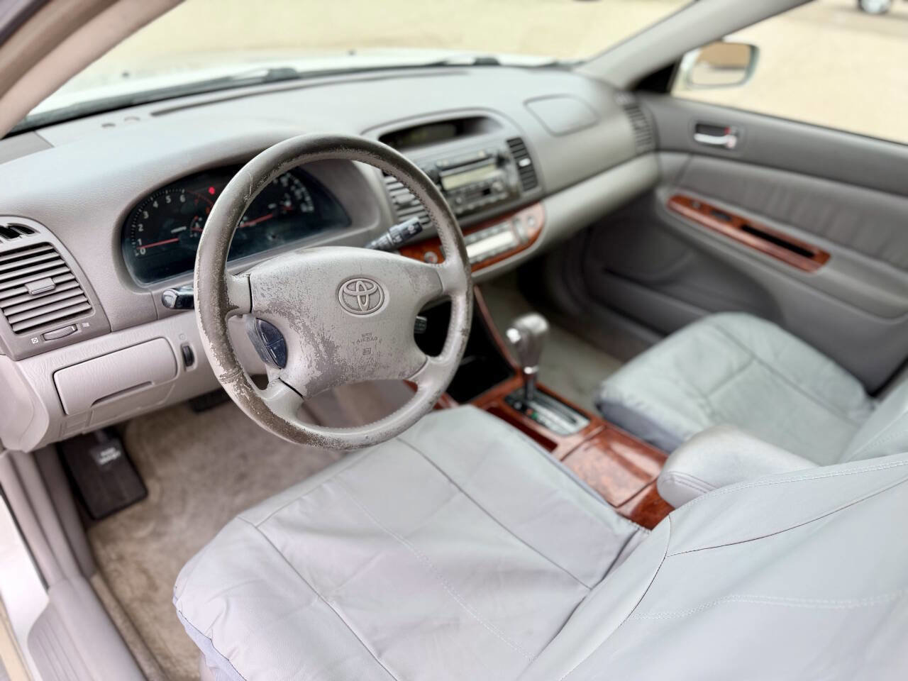 Used 2002 Toyota Camry XLE image 8