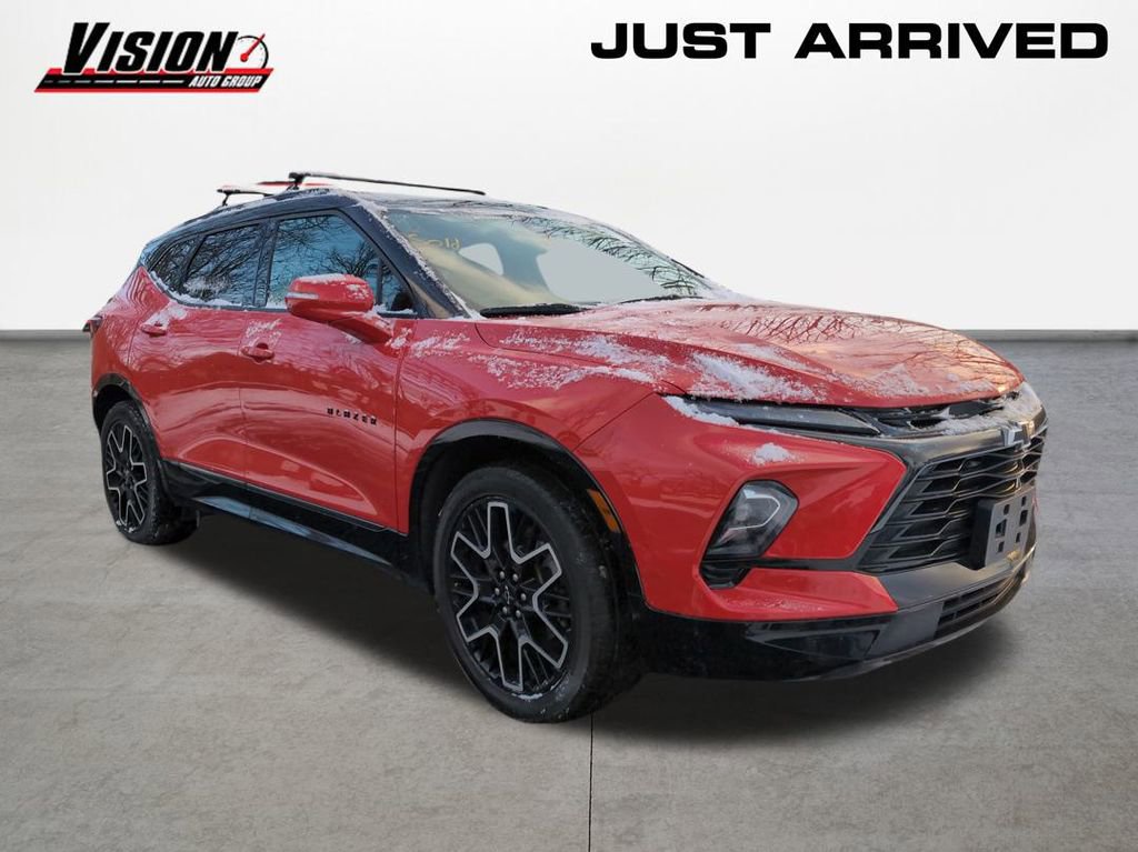Used 2023 Chevrolet Blazer RS w/ Driver Confidence II Package image 3