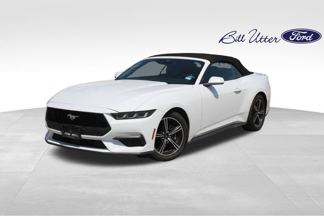Used 2025 Ford Mustang Premium RWD image 10